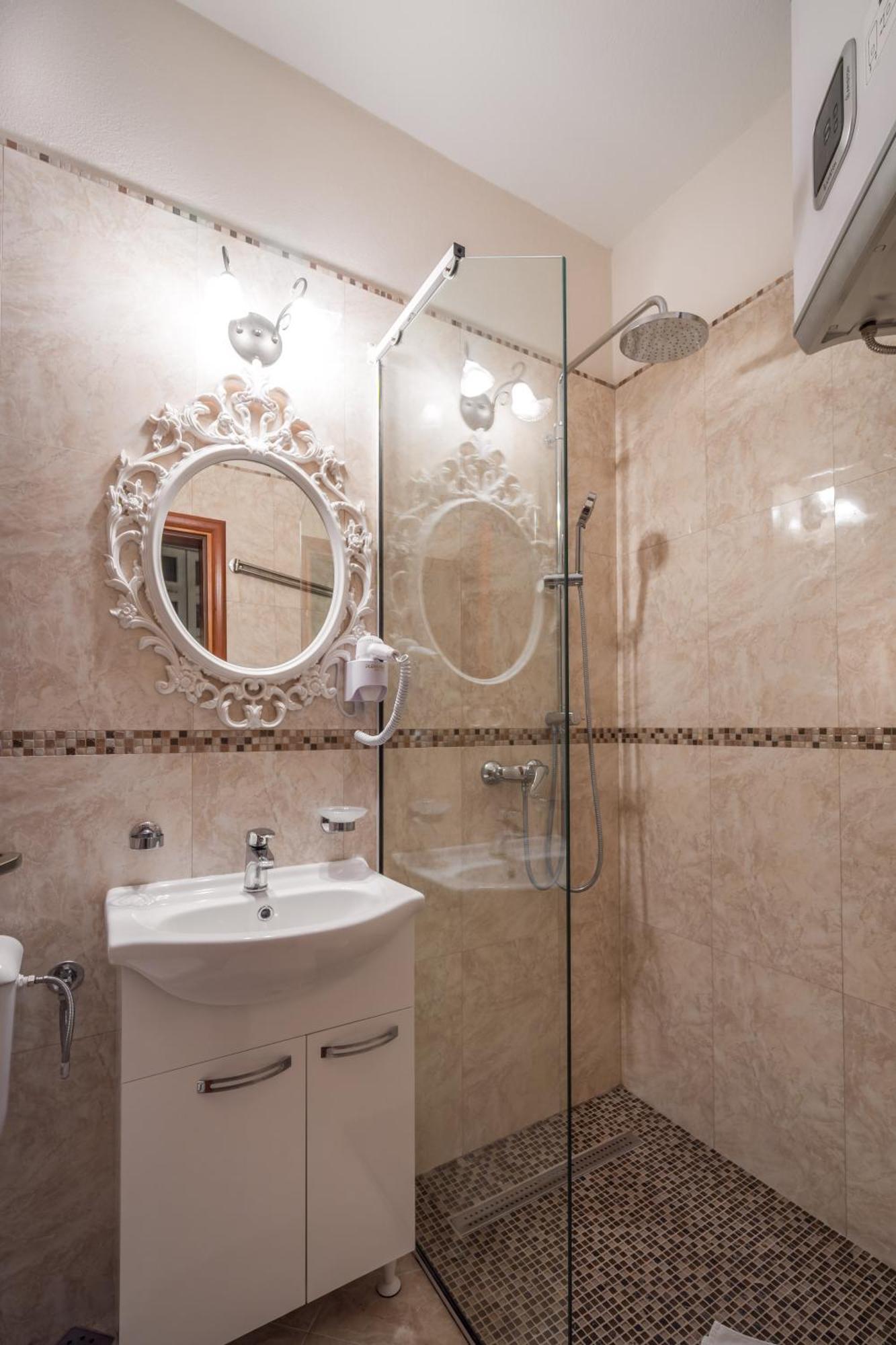 קוטור Apartments Leo חדר תמונה