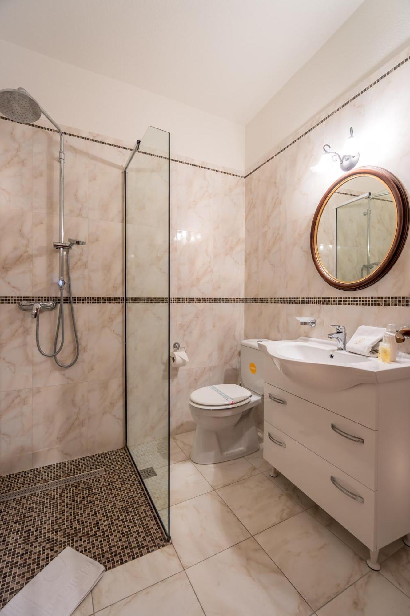 קוטור Apartments Leo חדר תמונה